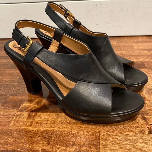 Sofft Size 10 Leather Heels - Picture 1 of 8